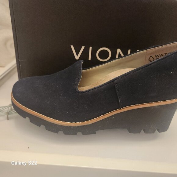 Vionic "Willa" Lug Wedge. Dark Navy Blue. NIB. Size 5 - Picture 2 of 14